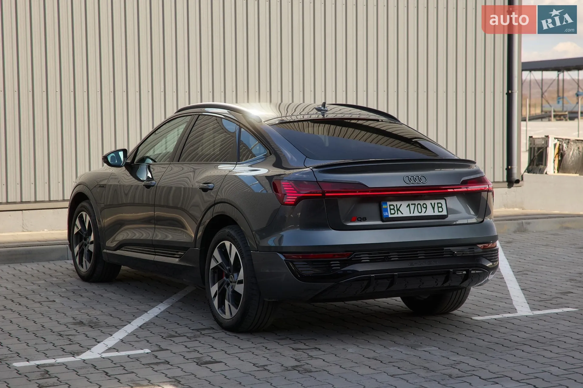 2023 Audi Q8 - мініатюра 24