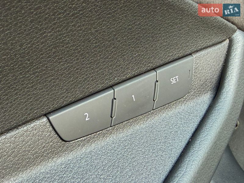 Внедорожник / Кроссовер Audi Q8 Sportback e-tron 2023 в Луцке