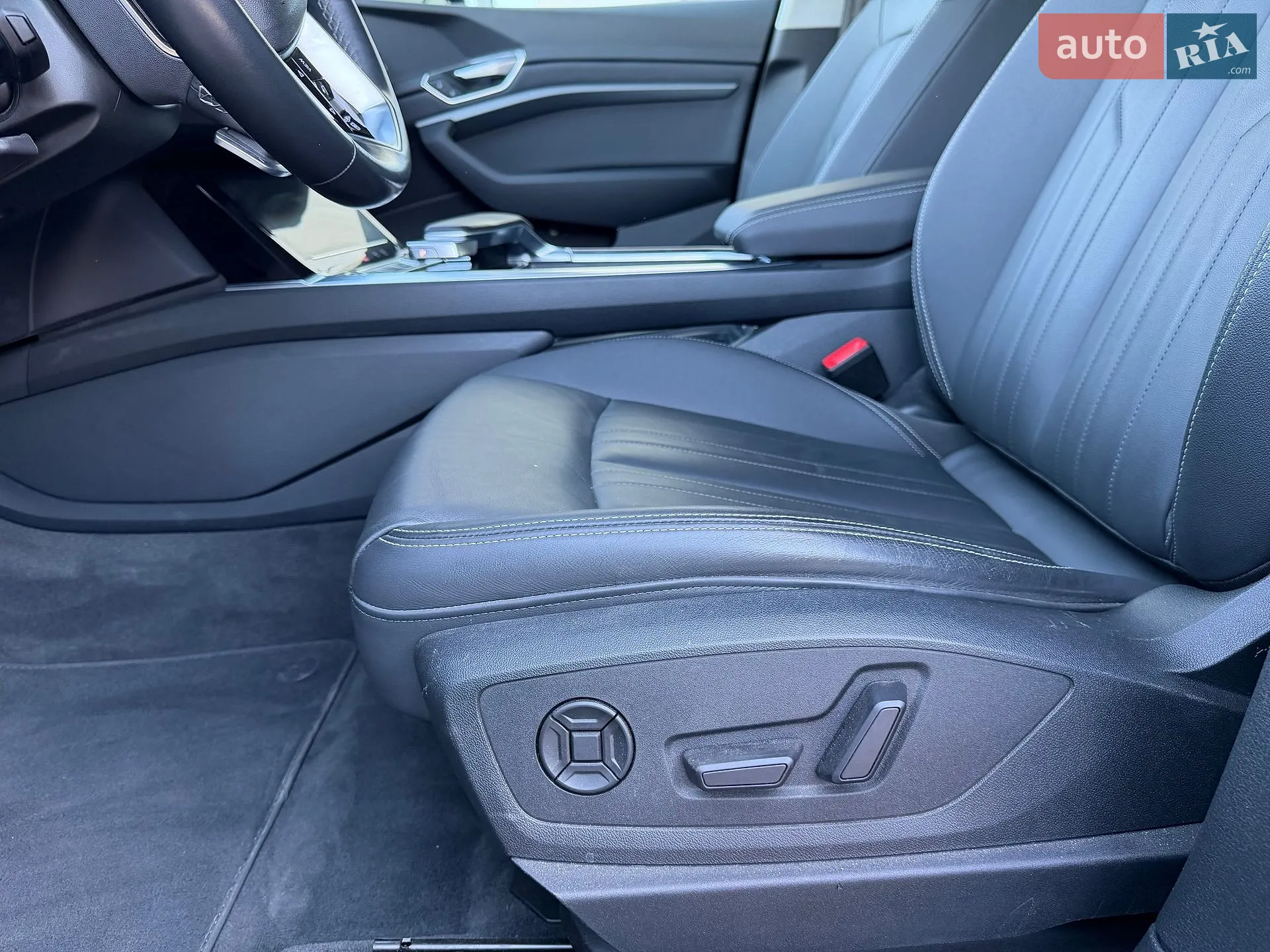 2023 Audi Q8 - мініатюра 53