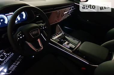 Позашляховик / Кросовер Audi Q8 2018 в Києві