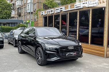 Внедорожник / Кроссовер Audi Q8 2019 в Киеве