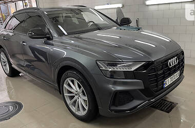 Внедорожник / Кроссовер Audi Q8 2019 в Киеве