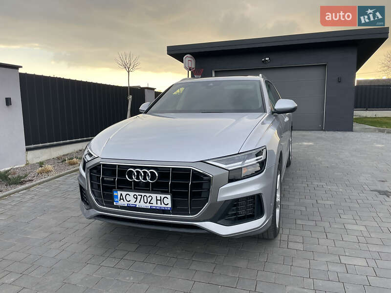 Внедорожник / Кроссовер Audi Q8 2018 в Луцке