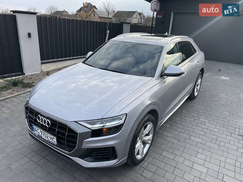 Внедорожник / Кроссовер Audi Q8 2018 в Луцке