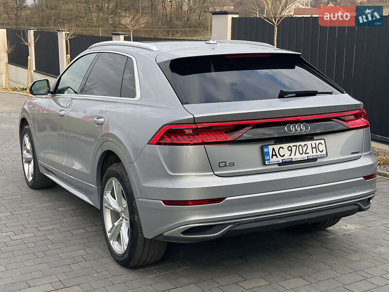 Внедорожник / Кроссовер Audi Q8 2018 в Луцке