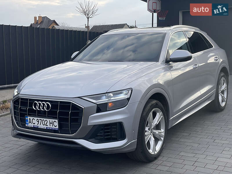 Внедорожник / Кроссовер Audi Q8 2018 в Луцке