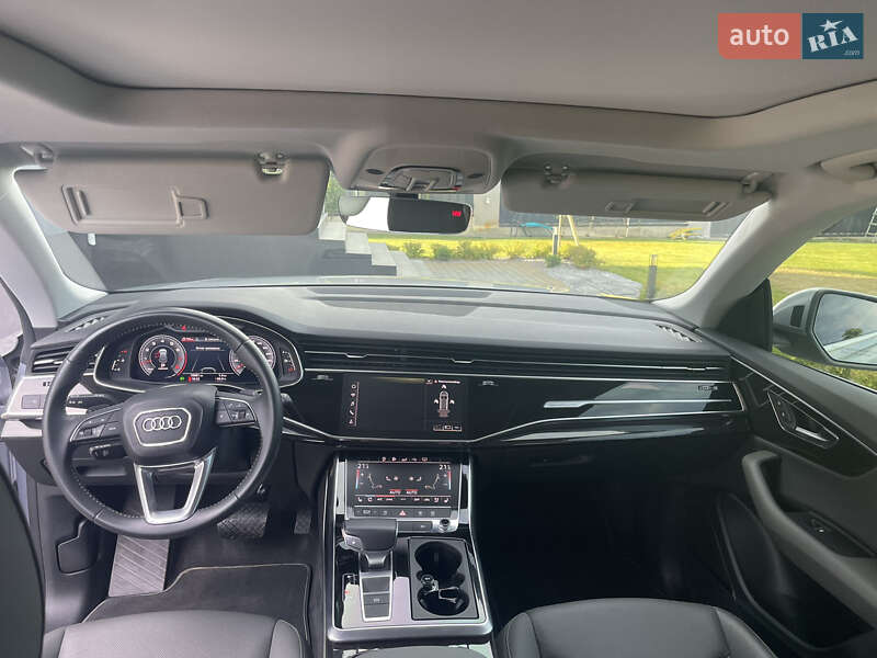 Внедорожник / Кроссовер Audi Q8 2018 в Луцке