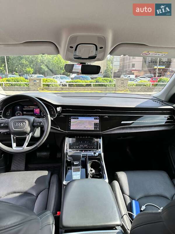 Внедорожник / Кроссовер Audi Q8 2018 в Киеве