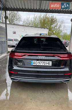 Внедорожник / Кроссовер Audi Q8 2018 в 