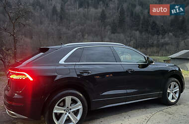 Внедорожник / Кроссовер Audi Q8 2018 в 