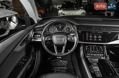 Внедорожник / Кроссовер Audi Q8 2018 в Ужгороде
