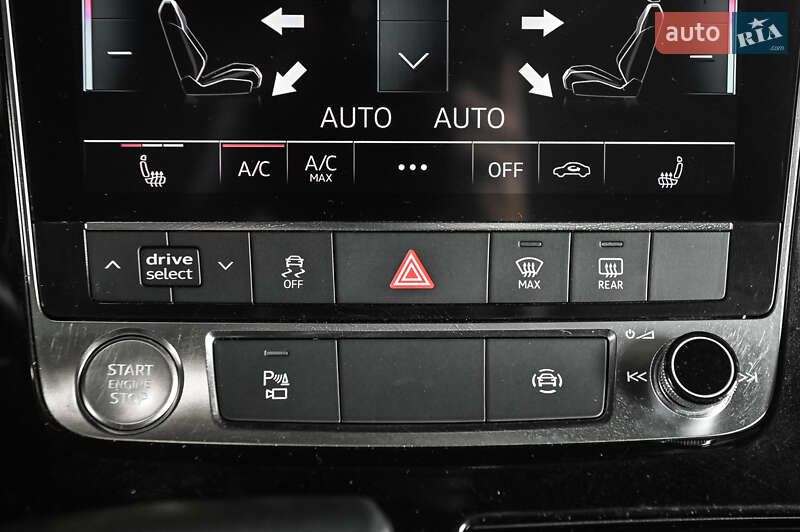 Внедорожник / Кроссовер Audi Q8 2018 в Ужгороде