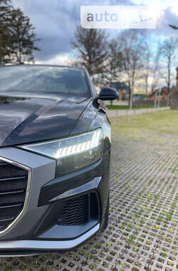 Позашляховик / Кросовер Audi Q8 2019 в Ужгороді