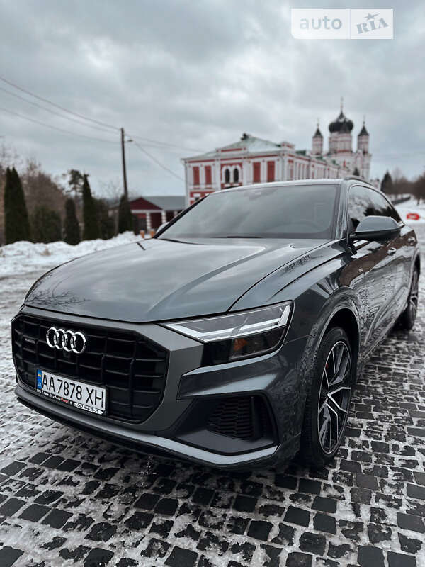 Внедорожник / Кроссовер Audi Q8 2020 в Киеве