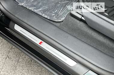 Внедорожник / Кроссовер Audi Q8 2024 в 