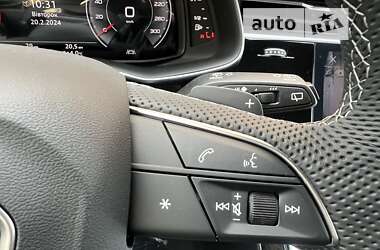 Внедорожник / Кроссовер Audi Q8 2024 в 