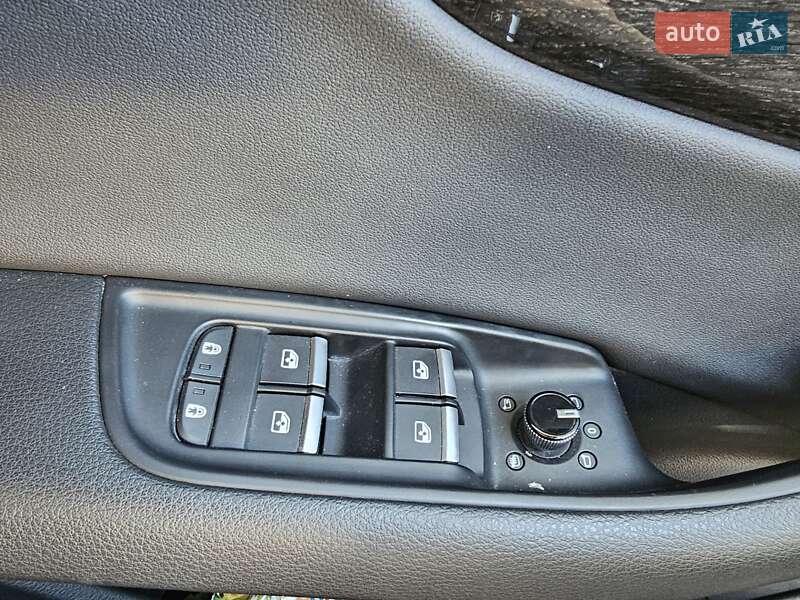 Внедорожник / Кроссовер Audi Q8 2018 в Тернополе