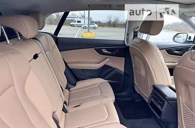 Позашляховик / Кросовер Audi Q8 2021 в Чернівцях