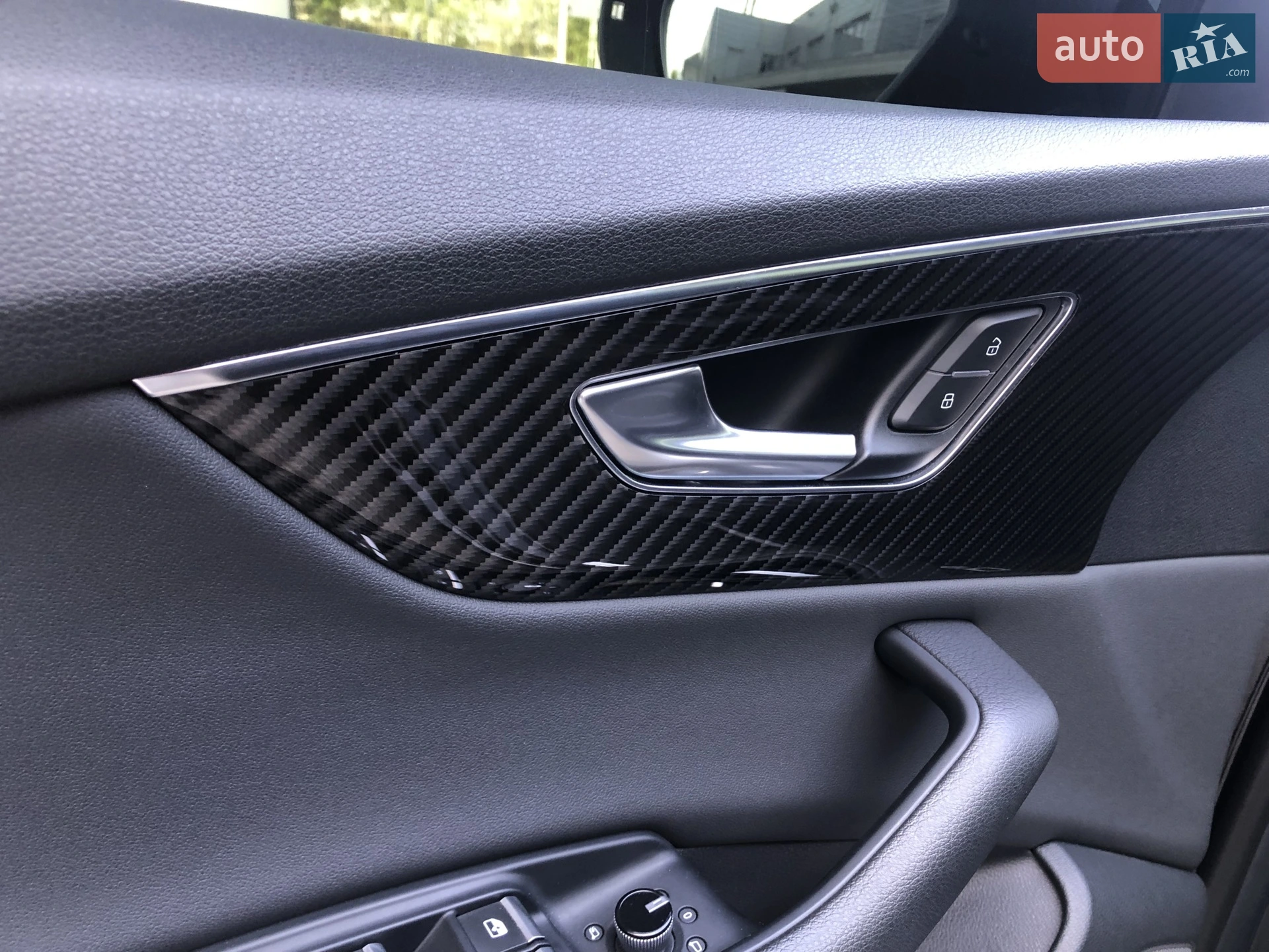 2018 Audi Q8 - мініатюра 31
