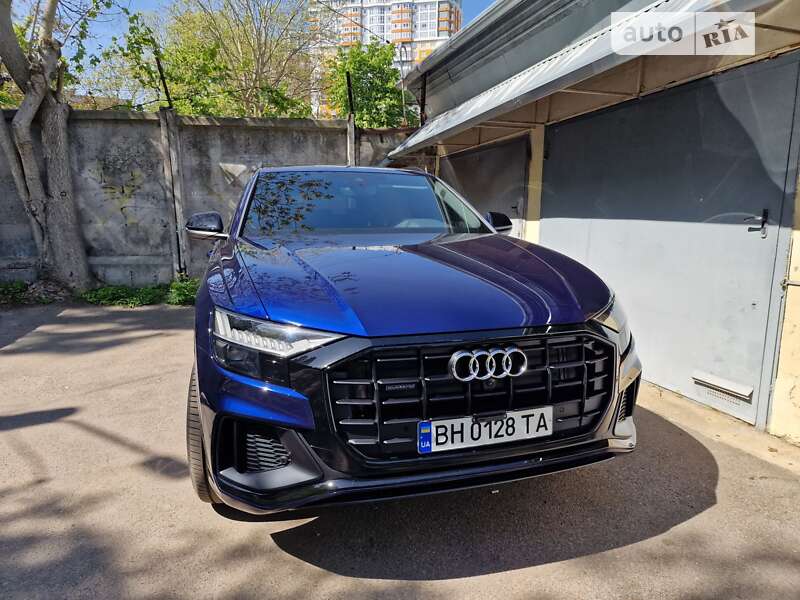 Внедорожник / Кроссовер Audi Q8 2023 в Одессе
