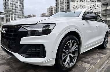 Внедорожник / Кроссовер Audi Q8 2020 в Киеве