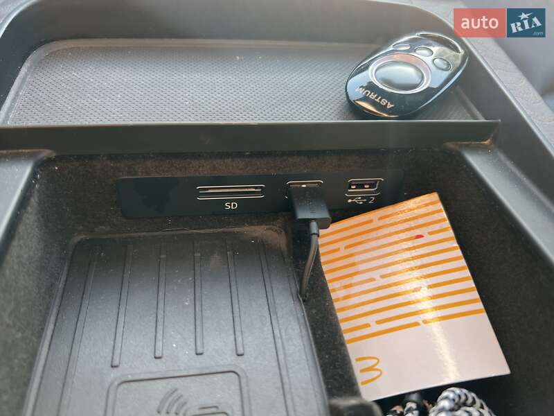 Позашляховик / Кросовер Audi Q8 2021 в Львові