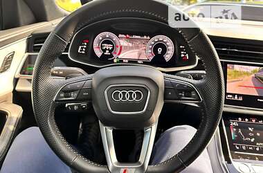 Позашляховик / Кросовер Audi Q8 2020 в Львові
