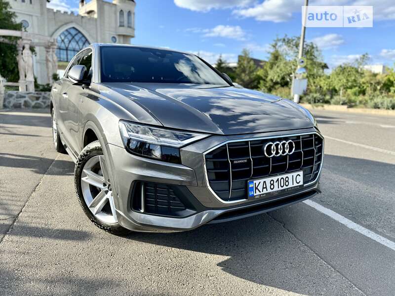Позашляховик / Кросовер Audi Q8 2022 в Одесі
