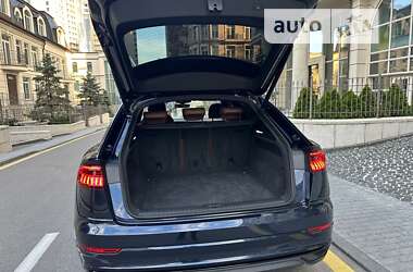 Позашляховик / Кросовер Audi Q8 2023 в Києві