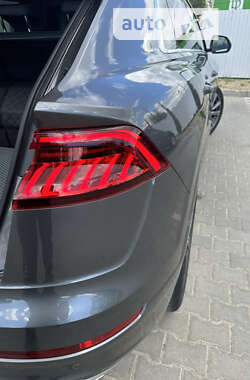 Позашляховик / Кросовер Audi Q8 2023 в Ізмаїлі