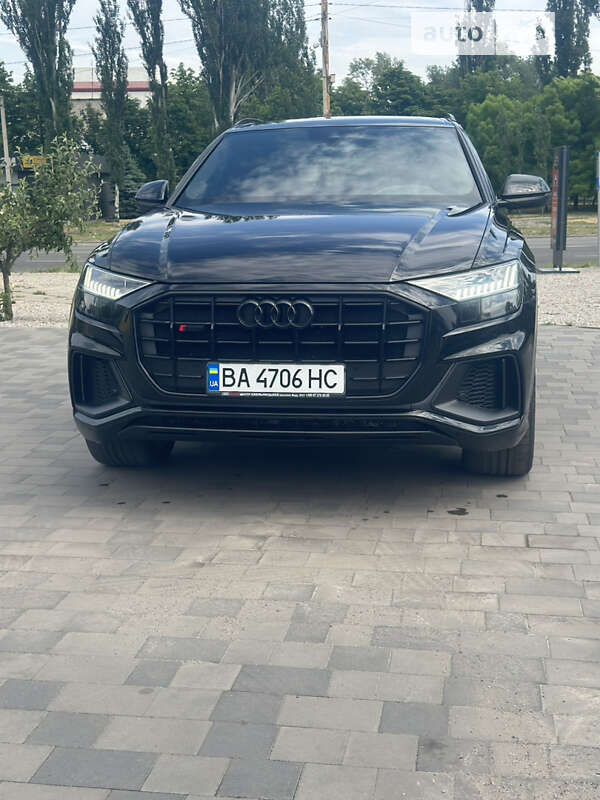 Внедорожник / Кроссовер Audi Q8 2019 в Павлограде