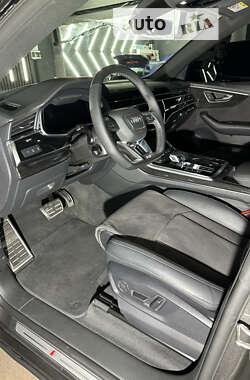 Внедорожник / Кроссовер Audi Q8 2022 в 