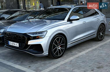Audi Q8 2021