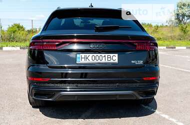 Внедорожник / Кроссовер Audi Q8 2022 в Ровно