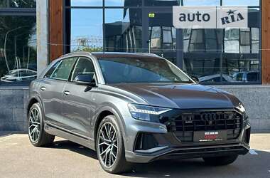 Позашляховик / Кросовер Audi Q8 2018 в Києві