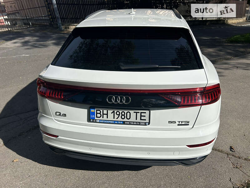 Позашляховик / Кросовер Audi Q8 2019 в Одесі