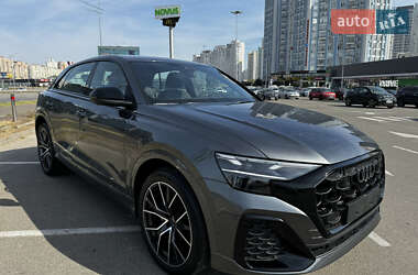 Внедорожник / Кроссовер Audi Q8 2024 в Киеве