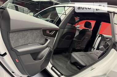 Позашляховик / Кросовер Audi Q8 2024 в Києві