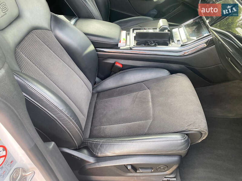 Позашляховик / Кросовер Audi Q8 2019 в Запоріжжі фото 20 Позашляховик / Кросовер Audi Q8 2019 в Запоріжжі