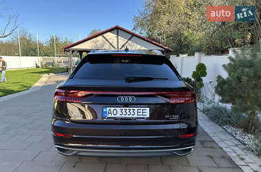 Внедорожник / Кроссовер Audi Q8 2020 в 