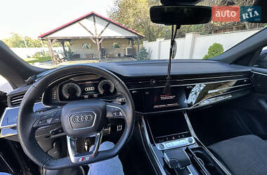 Внедорожник / Кроссовер Audi Q8 2020 в 