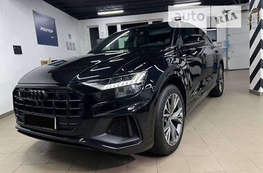 Позашляховик / Кросовер Audi Q8 2020 в Мукачевому