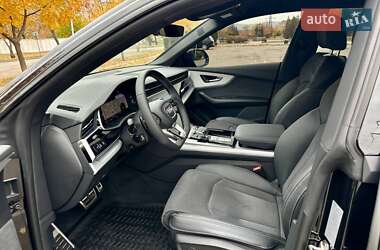 Внедорожник / Кроссовер Audi Q8 2024 в Киеве