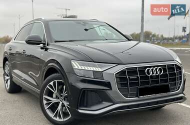 Позашляховик / Кросовер Audi Q8 2020 в Києві