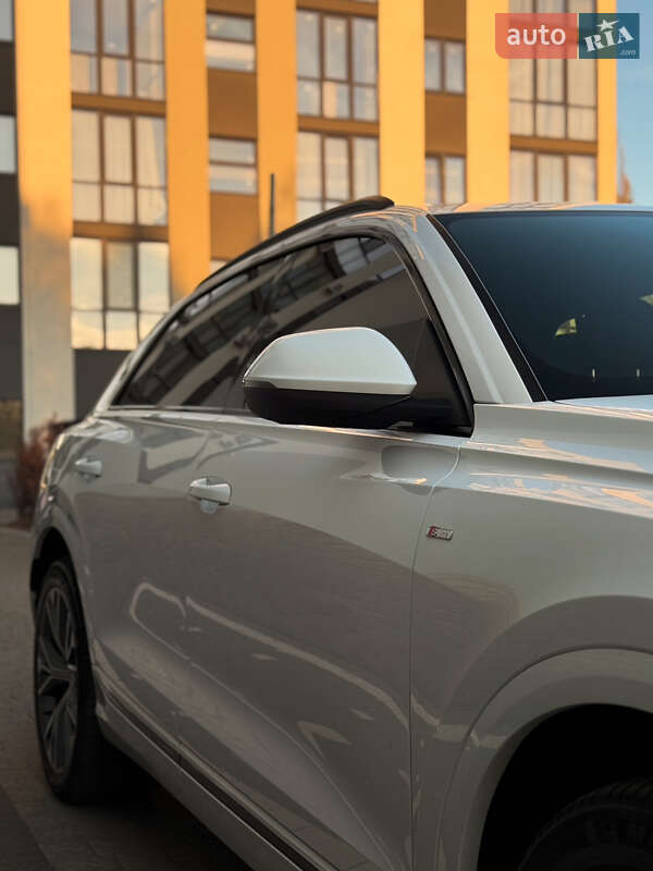 Внедорожник / Кроссовер Audi Q8 2018 в Ужгороде фото 7 Внедорожник / Кроссовер Audi Q8 2018 в Ужгороде