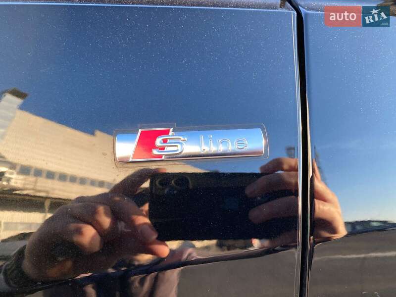 Позашляховик / Кросовер Audi Q8 2022 в Вінниці