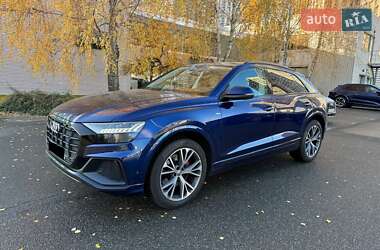 Внедорожник / Кроссовер Audi Q8 2020 в Киеве