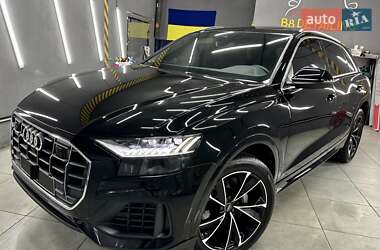 Позашляховик / Кросовер Audi Q8 2021 в Києві