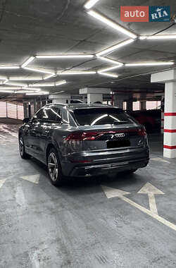 Позашляховик / Кросовер Audi Q8 2018 в  фото 2 Позашляховик / Кросовер Audi Q8 2018 в
