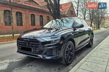 Audi Q8 2023